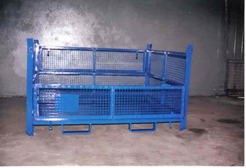 Racks y Contenedores | Metalurgica Cecchi